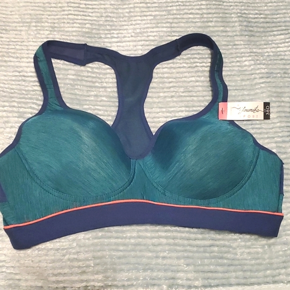 🍃 NWT Youmita sports bra 38D